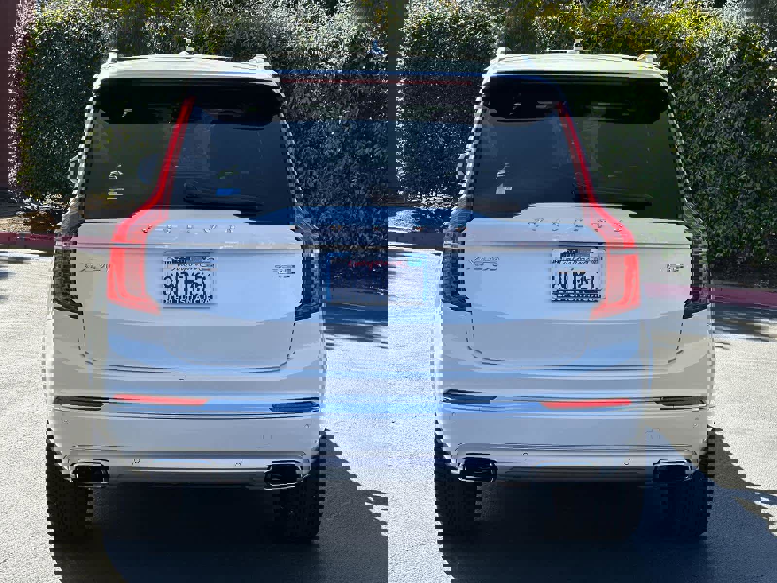 Used 2020 Volvo XC90 T8 Inscription image 5