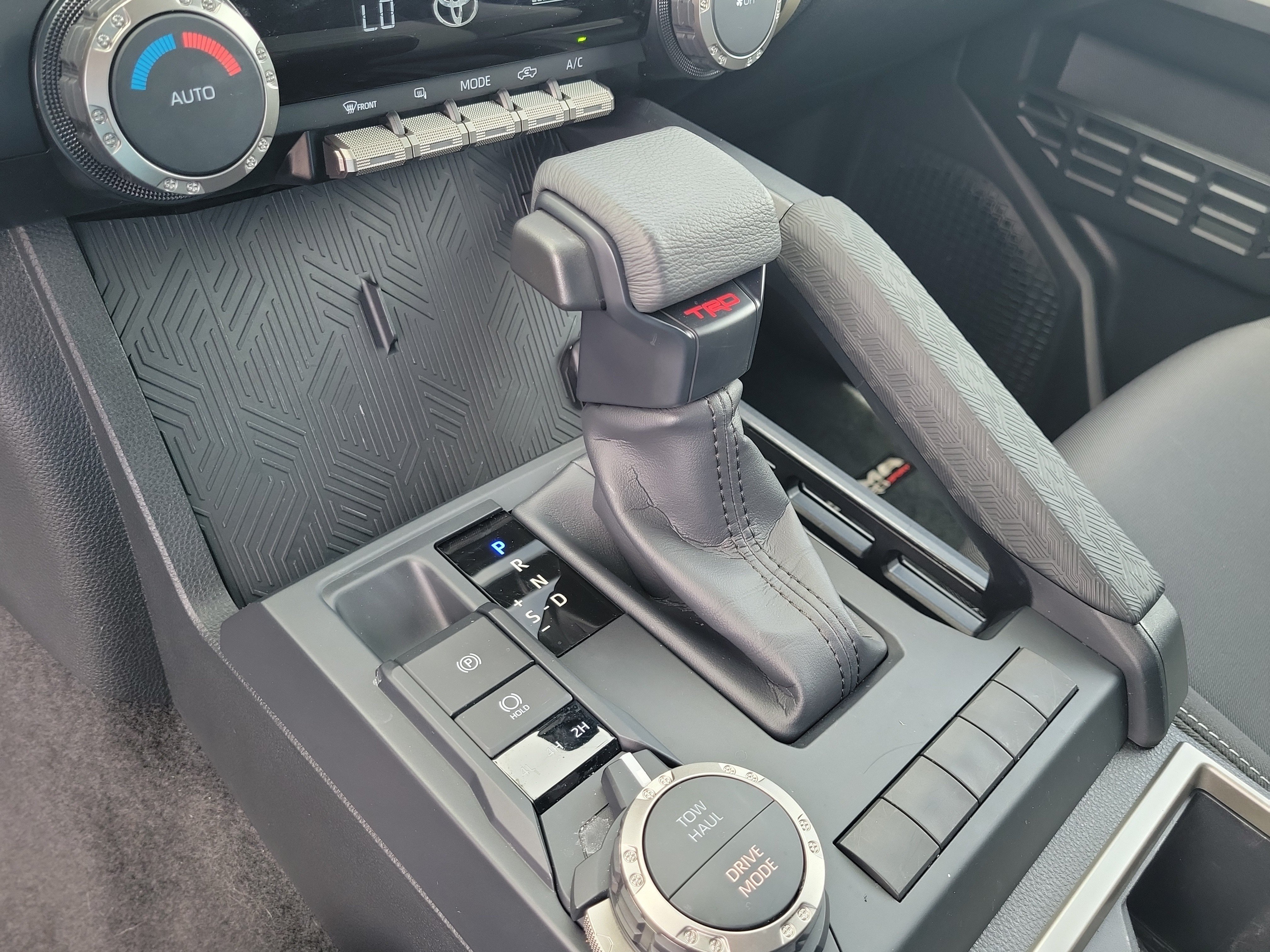 Used 2025 Toyota Tacoma TRD Sport AWD/4WD image 28