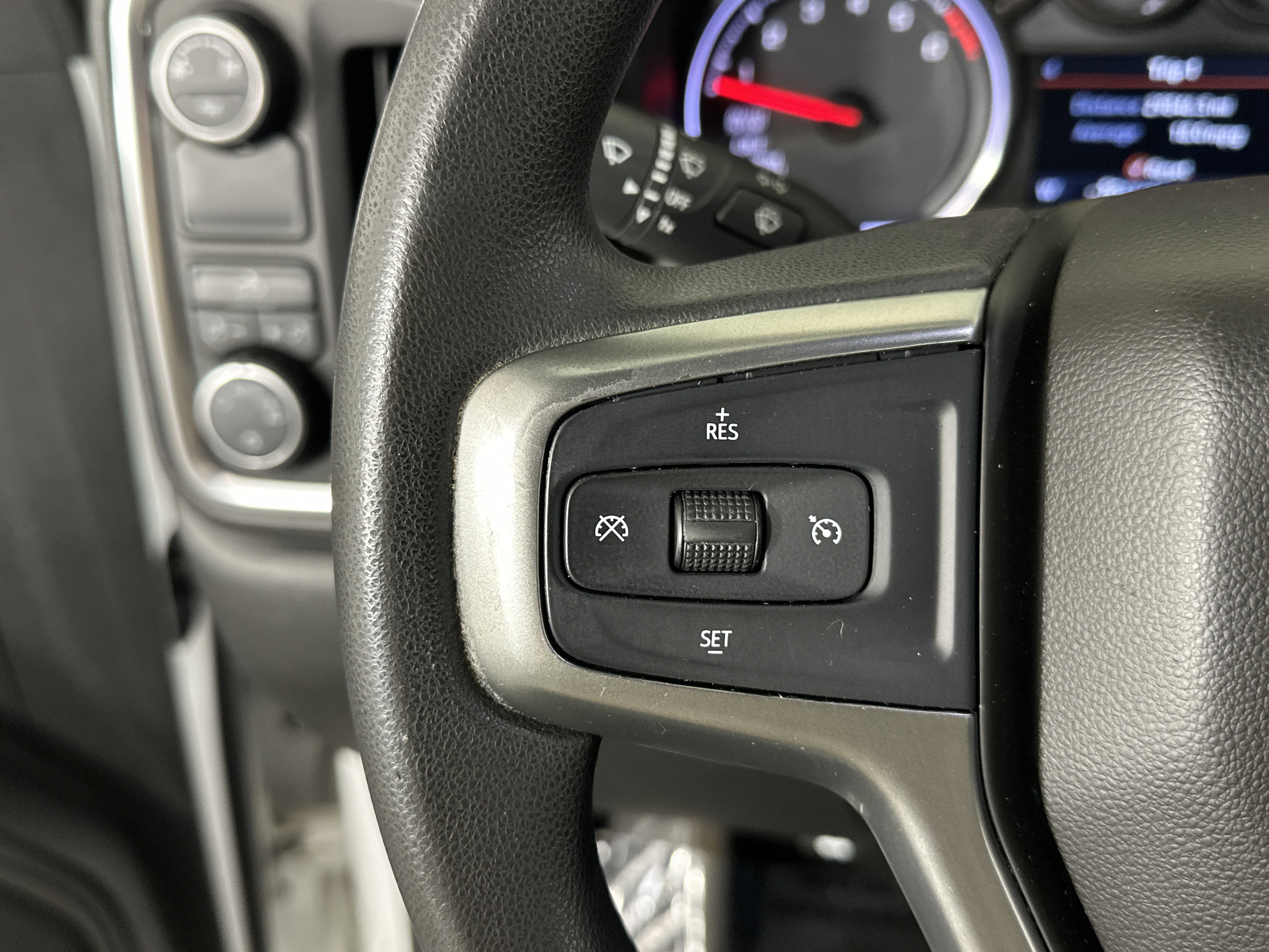 Used 2019 Chevrolet Silverado 1500 LT w/ Bed Protection Package image 25