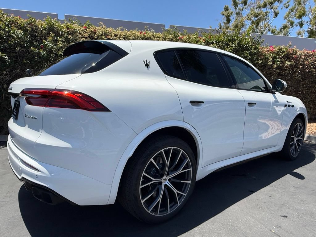 New 2026 Maserati Grecale Modena AWD/4WD image 3