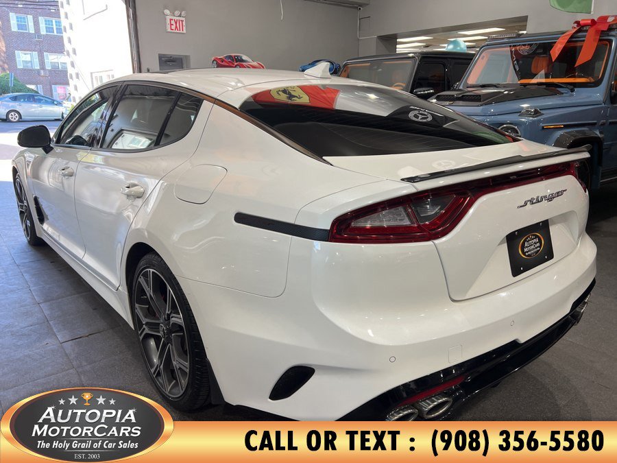Used 2021 Kia Stinger GT2 image 4