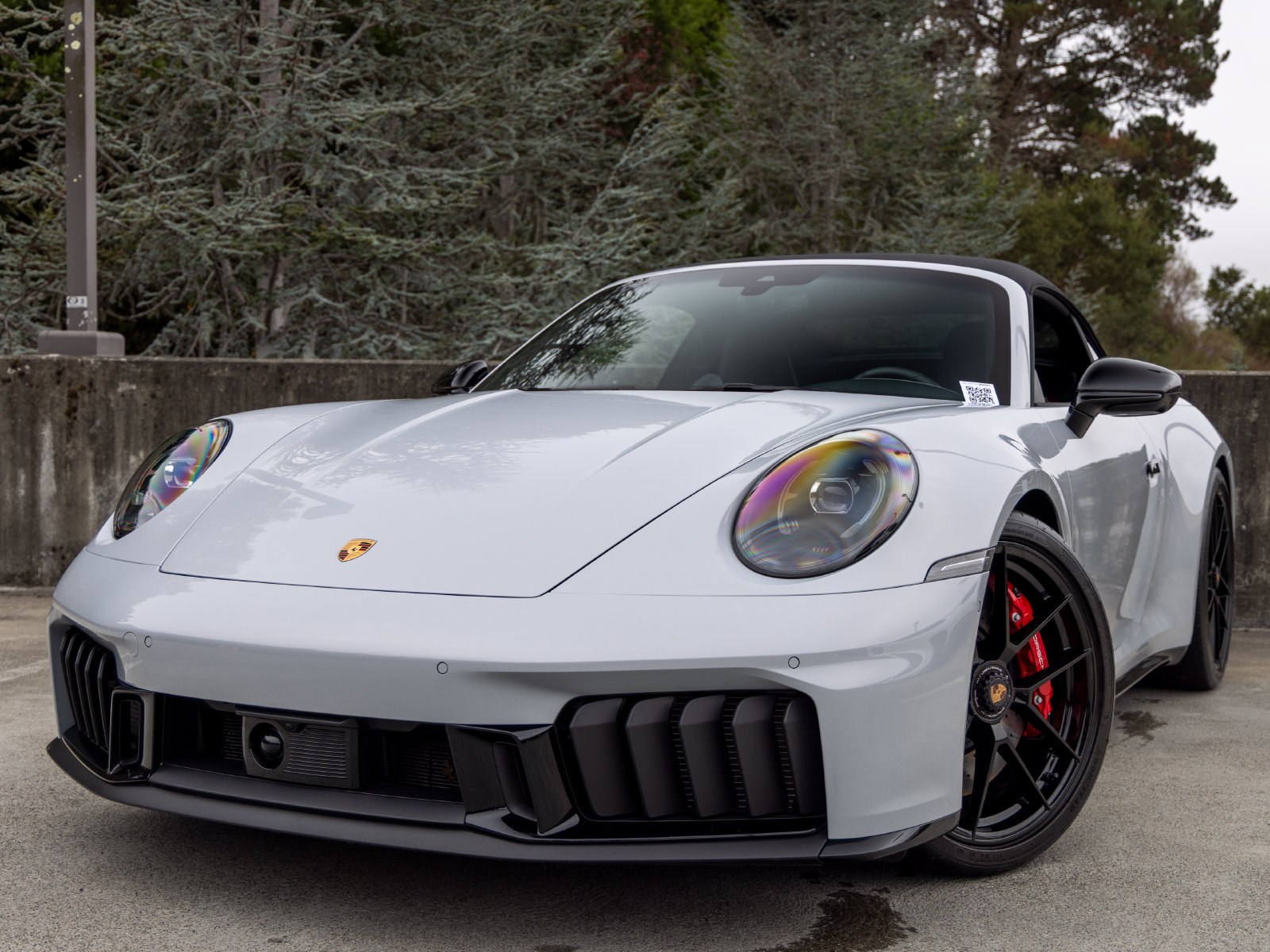 Certified 2025 Porsche 911 Carrera GTS RWD image 24