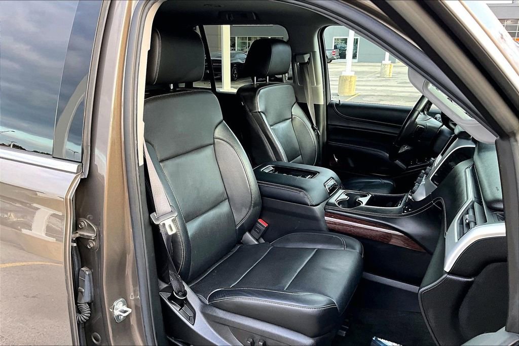 Used 2016 GMC Yukon SLT AWD/4WD image 7