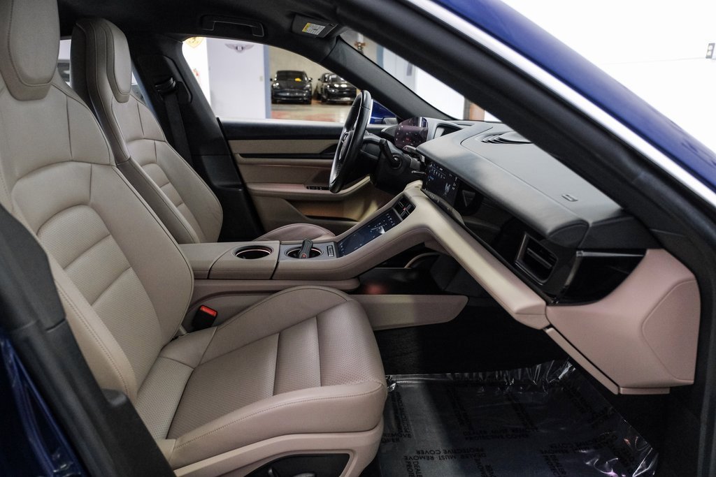 Used 2022 Porsche Taycan 4S image 33