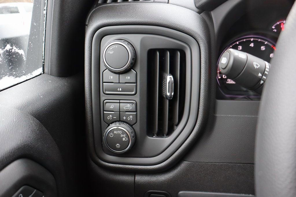New 2026 Chevrolet Silverado 3500 W/T w/ WT Convenience Package AWD/4WD image 9