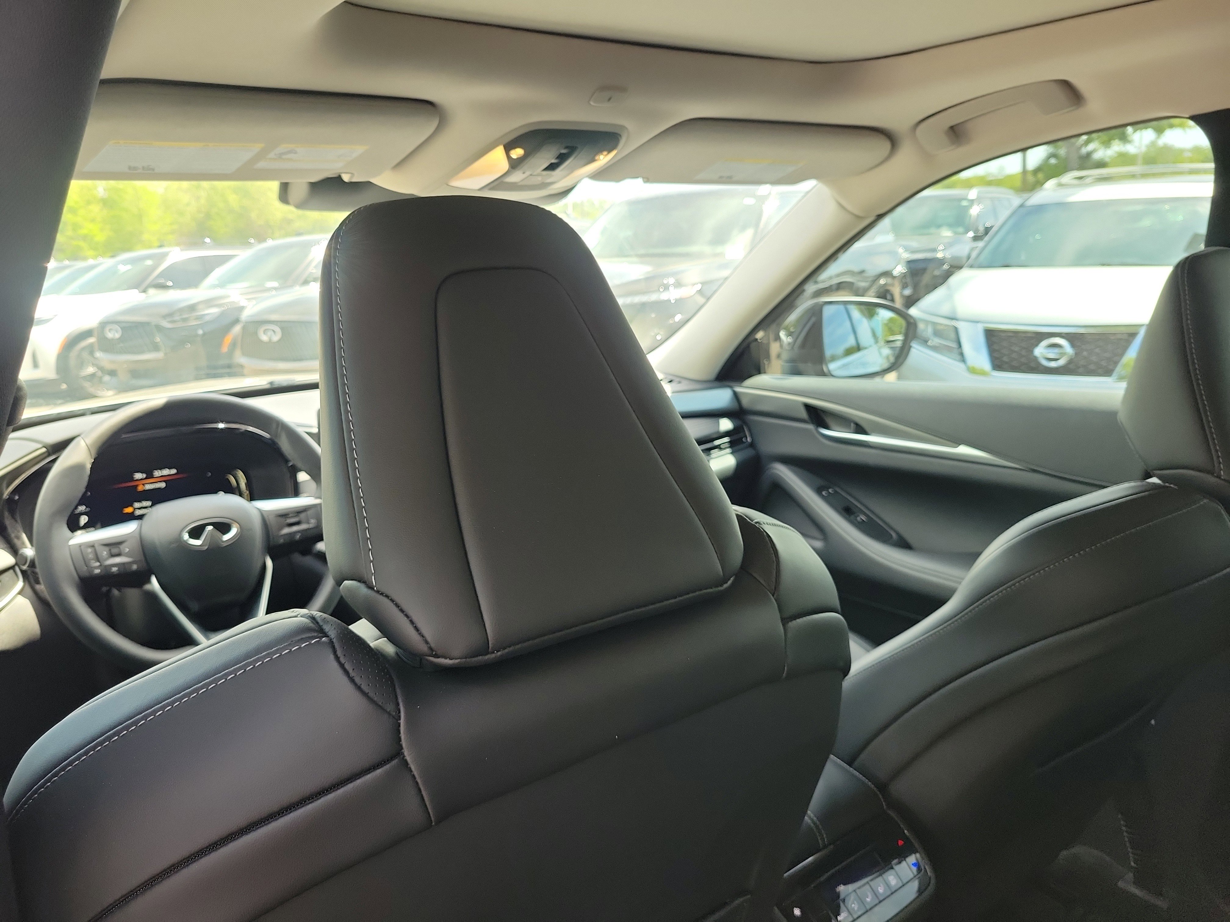 Used 2026 INFINITI QX60 Pure w/ Cargo Package image 26