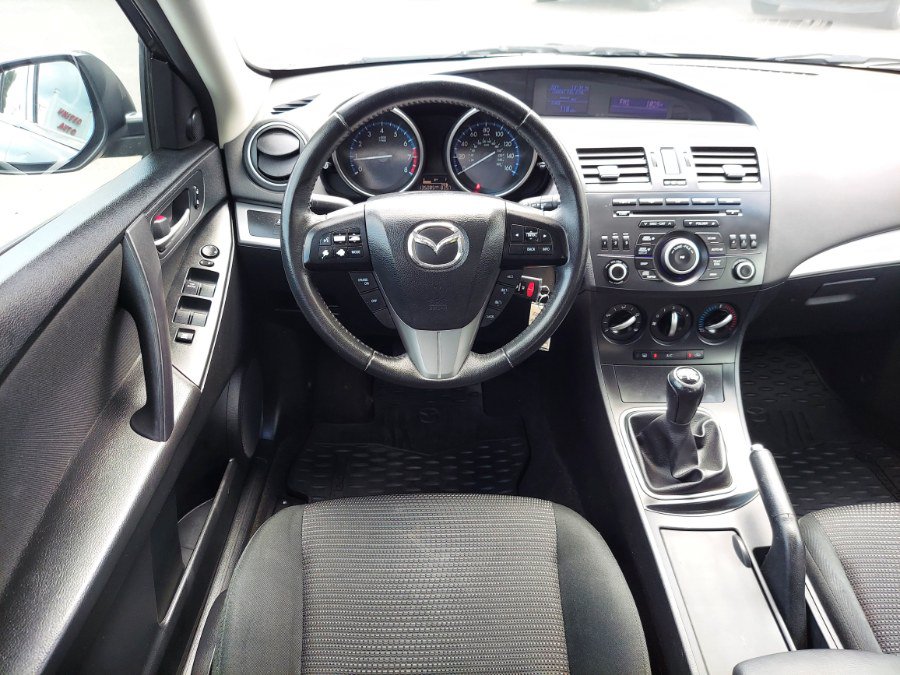 Used 2012 MAZDA MAZDA3 i Touring FWD image 10