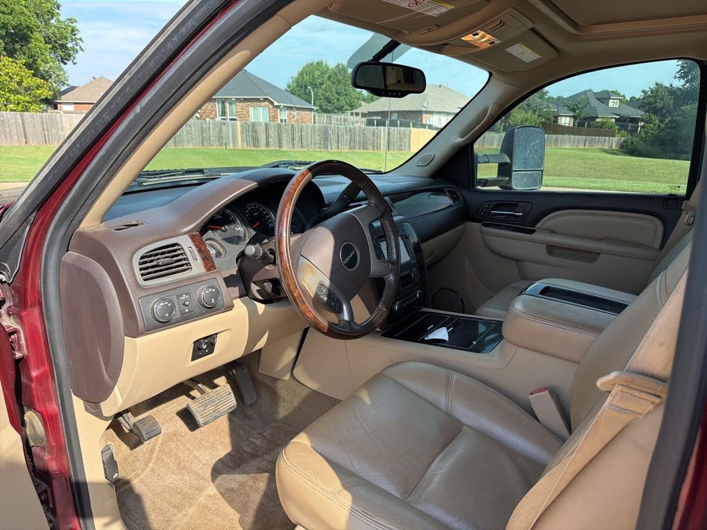 Used 2014 GMC Sierra 2500 Denali AWD/4WD image 12