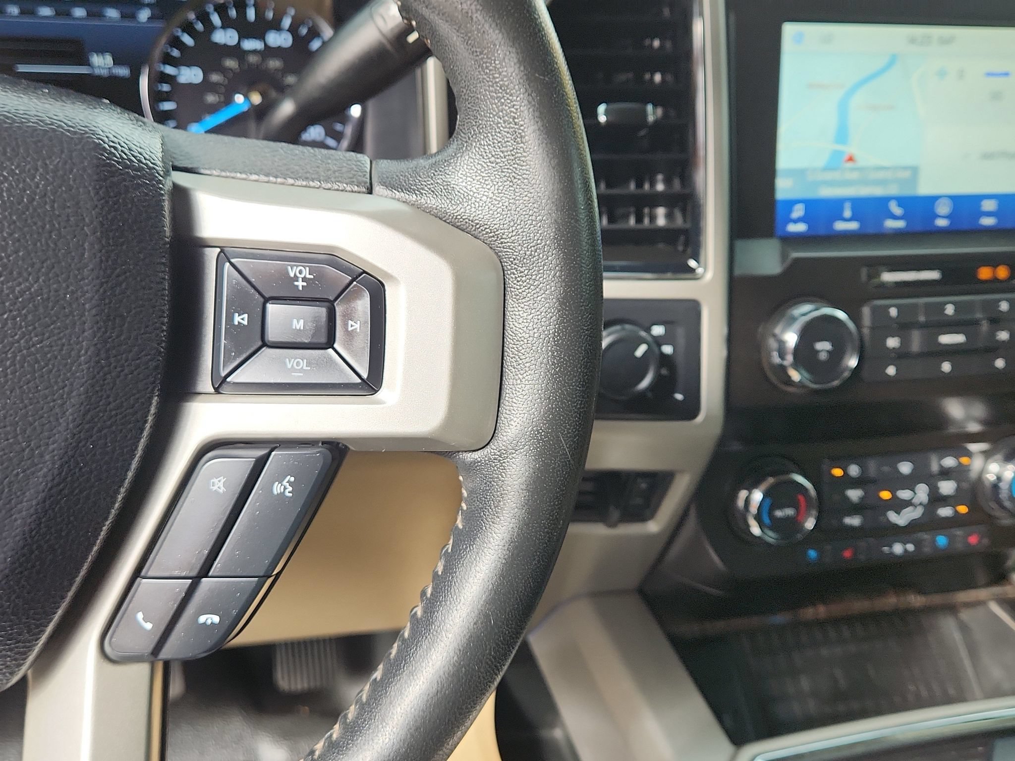Used 2020 Ford F250 Lariat w/ Lariat Ultimate Package AWD/4WD image 22