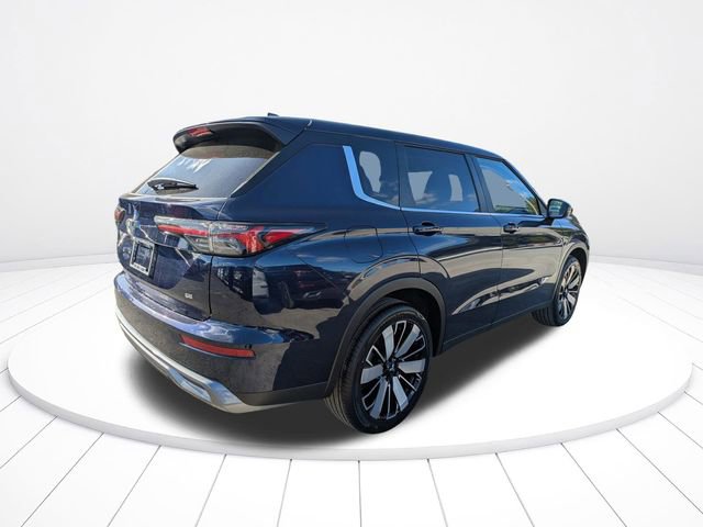 New 2026 Mitsubishi Outlander SE FWD image 4