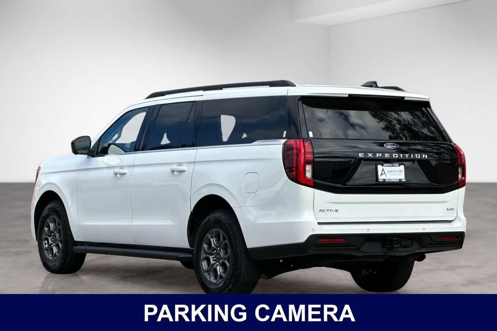 Used 2025 Ford Expedition Max Active RWD image 3