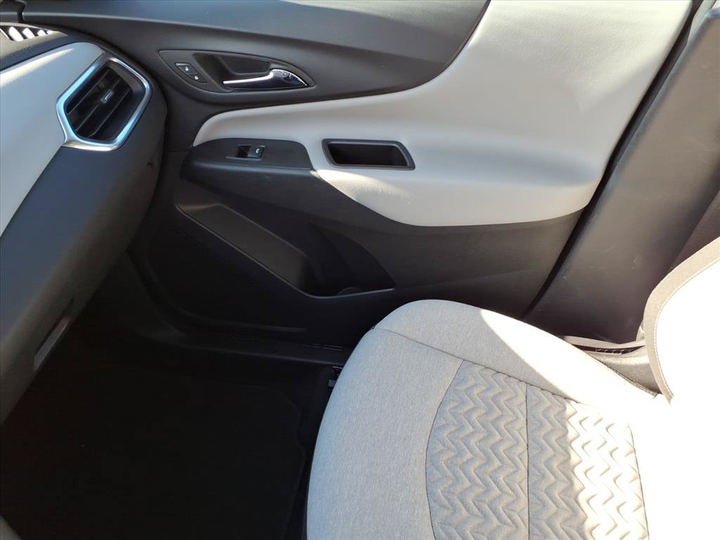 Used 2023 Chevrolet Equinox LS w/ LS Convenience Package FWD image 30