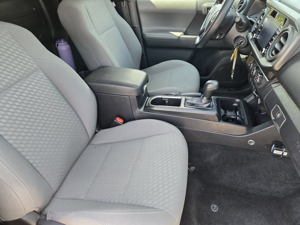 Used 2022 Toyota Tacoma SR RWD image 14