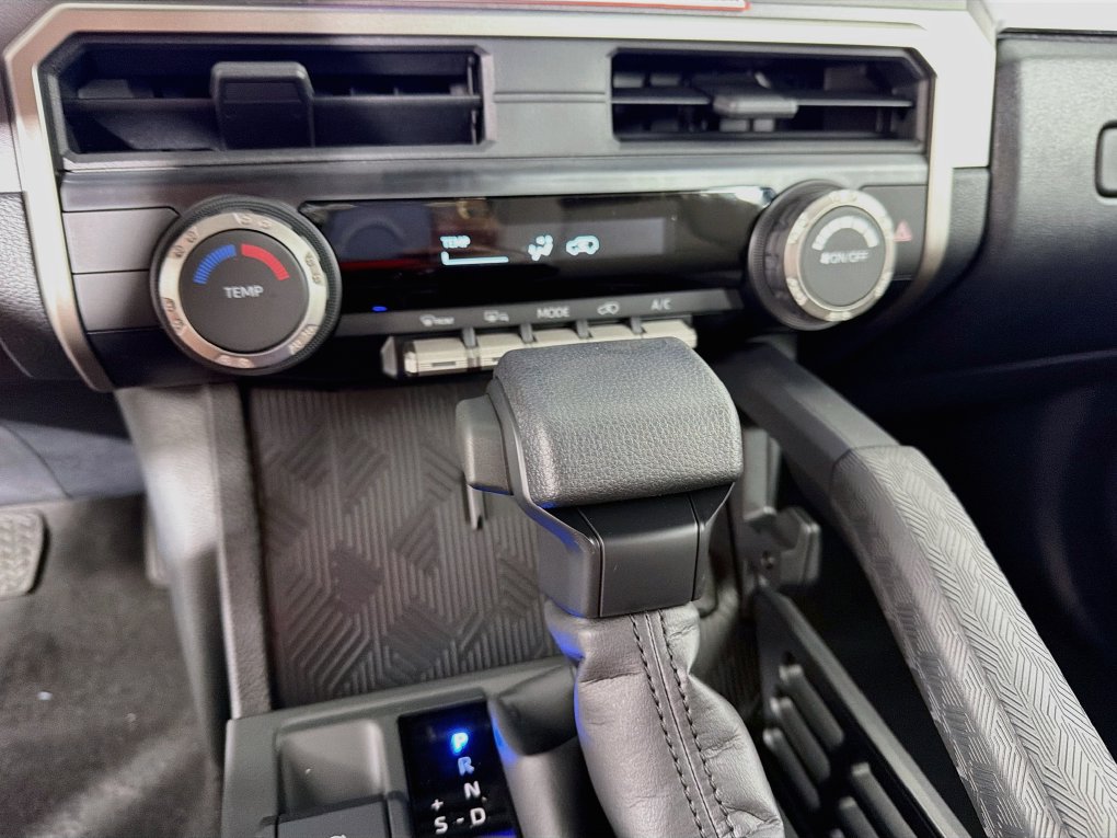 New 2026 Toyota 4Runner SR5 AWD/4WD image 19