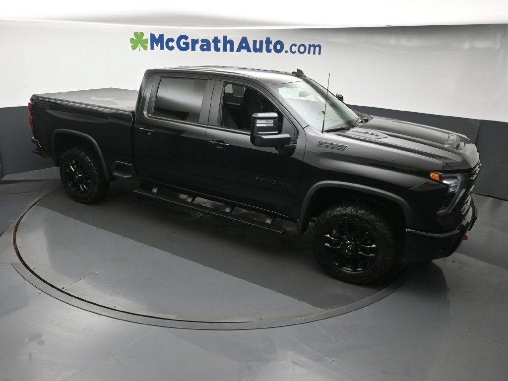 Used 2025 Chevrolet Silverado 2500 LT w/ Trail Boss Package AWD/4WD image 3