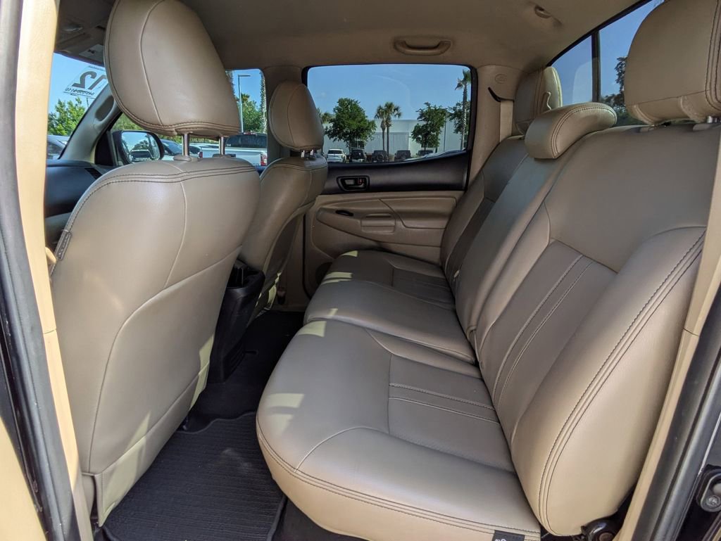 Used 2012 Toyota Tacoma 4x4 Double Cab w/ SR5 Pkg image 15