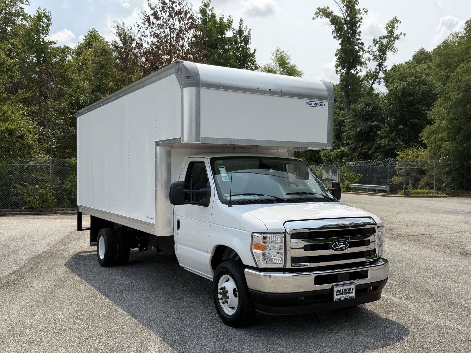 New 2027 Ford E-450 and Econoline 450 Super Duty w/ Power Equipment Group