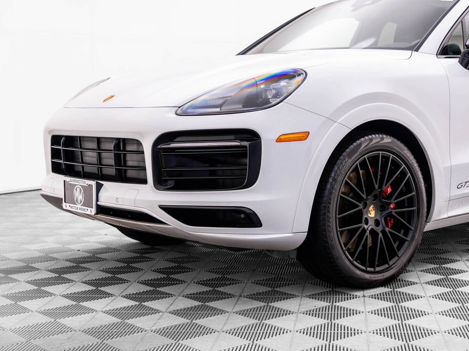 Certified 2022 Porsche Cayenne GTS AWD/4WD image 36