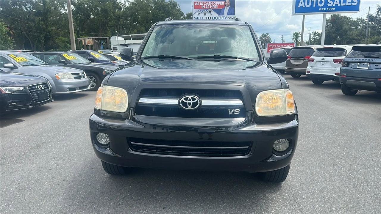 Used 2006 Toyota Sequoia SR5 AWD/4WD image 4