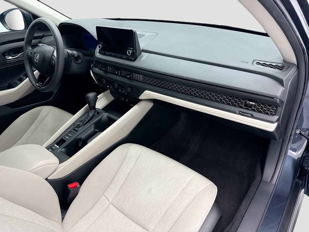 Used 2023 Honda Accord LX image 15