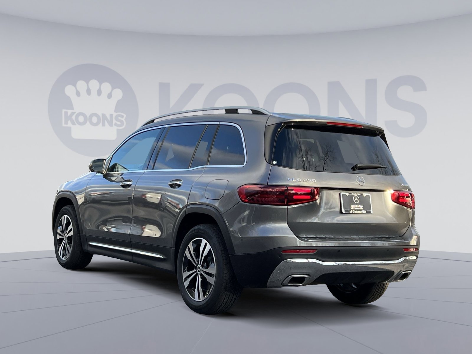 New 2026 Mercedes-Benz GLB 250 4MATIC image 4
