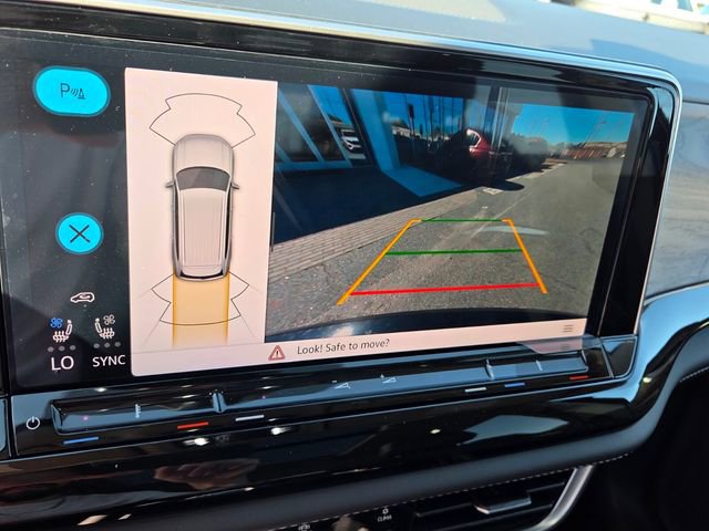 New 2026 Volkswagen Atlas SE FWD image 21