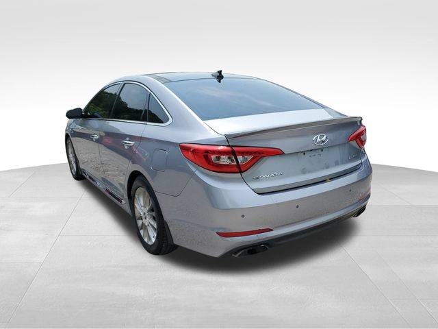 Used 2015 Hyundai Sonata Limited w/ Option Group 06 FWD image 6