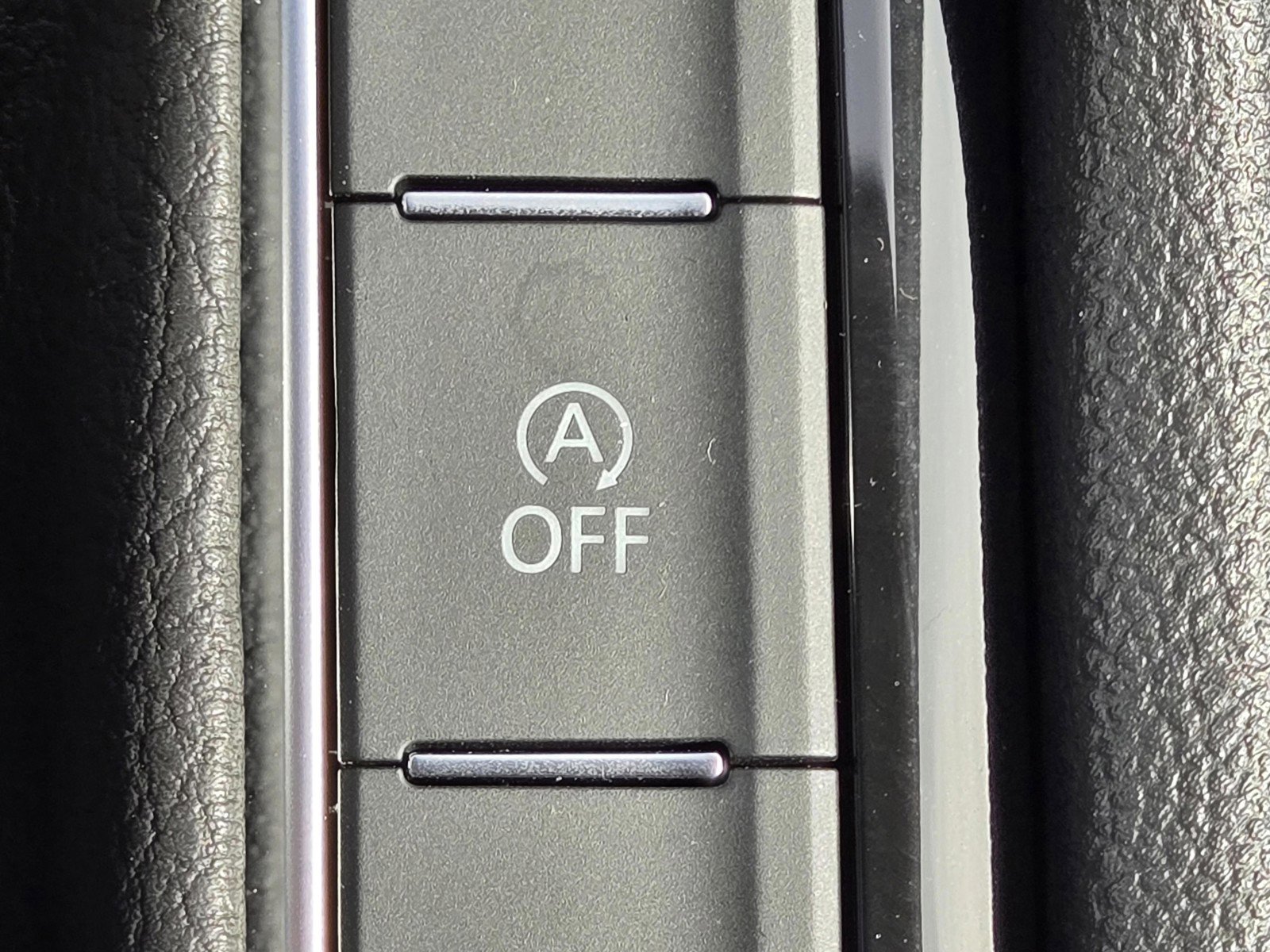 Used 2024 Volkswagen Taos S image 26