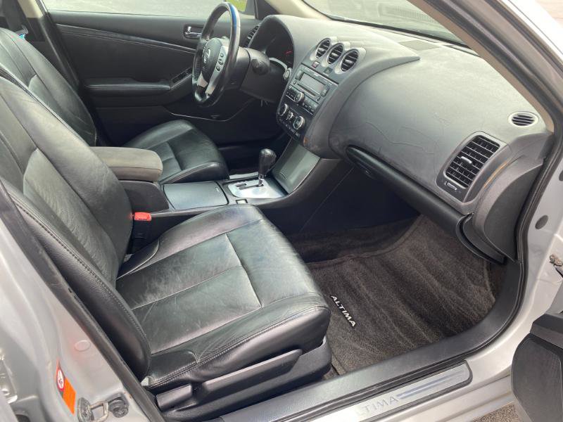 Used 2008 Nissan Altima 2.5 SL w/ SL Pkg image 16