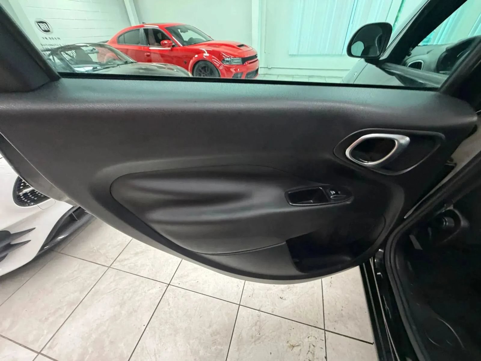 Used 2018 FIAT 500L Lounge FWD image 15