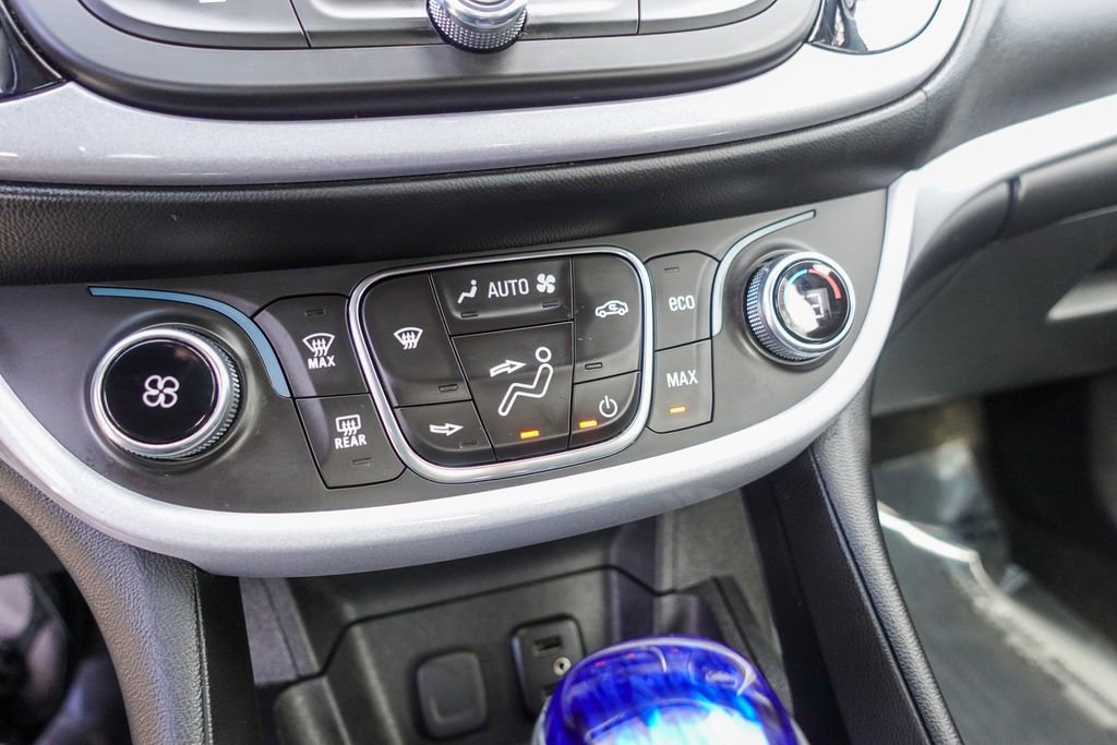 Used 2017 Chevrolet Volt LT image 17