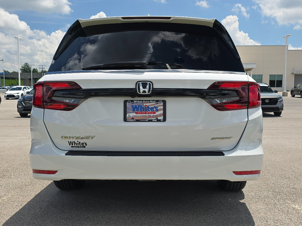 Used 2023 Honda Odyssey Sport image 9