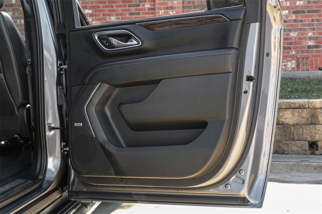 Used 2021 Chevrolet Suburban Premier w/ Premium Package image 53