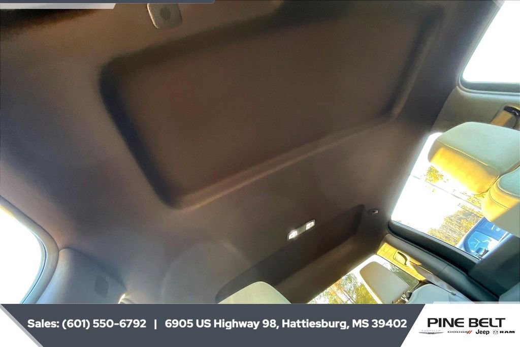 Used 2020 Chevrolet Silverado 2500 LT w/ Gooseneck/5TH Wheel Package image 16