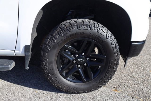 Used 2024 Chevrolet Silverado 1500 LT Trail Boss w/ Protection Package image 10