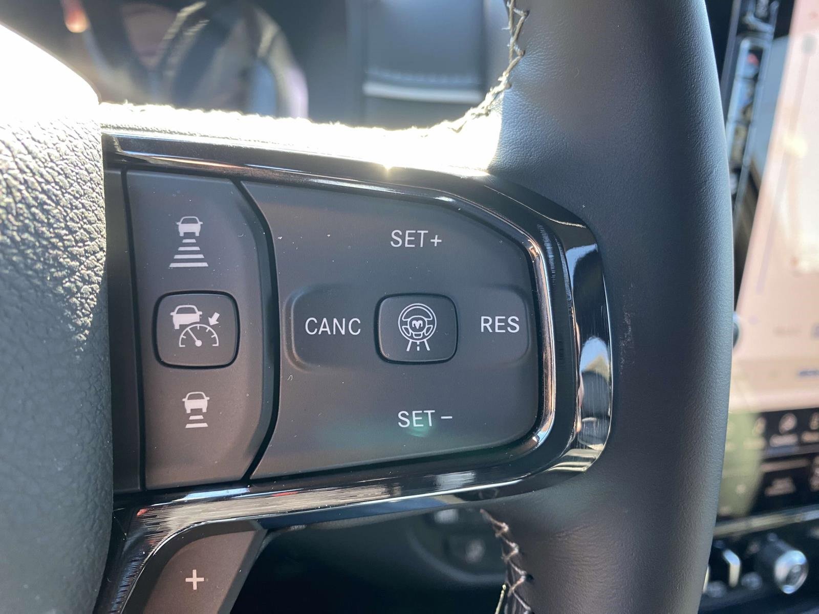 New 2025 RAM 1500 Limited image 20