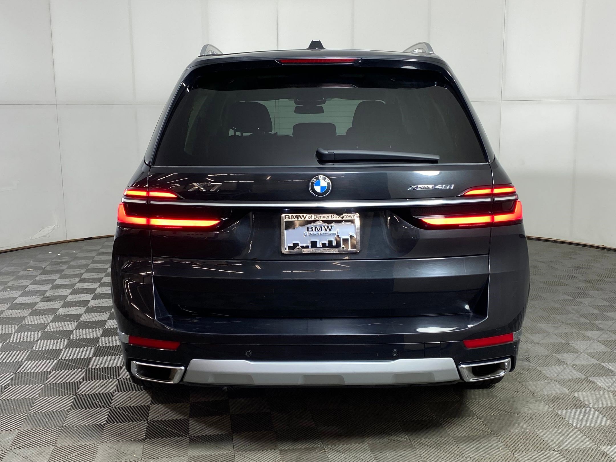 Certified 2025 BMW X7 xDrive40i image 10