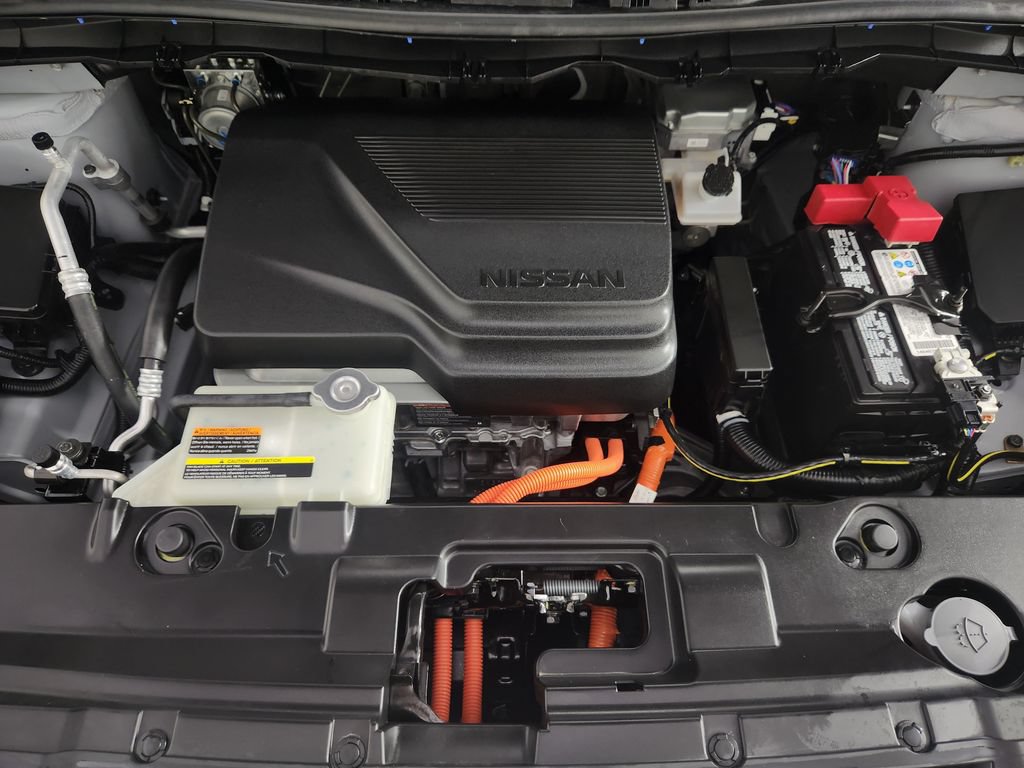 Used 2025 Nissan Leaf S FWD image 32