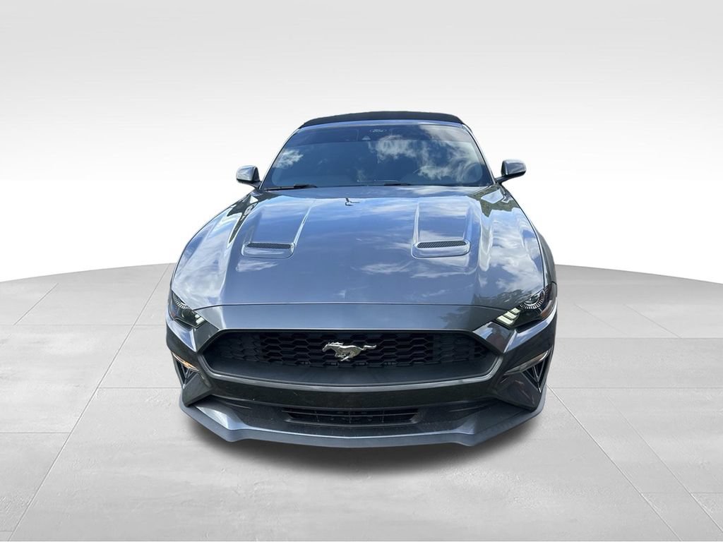 Used 2022 Ford Mustang Premium RWD image 5