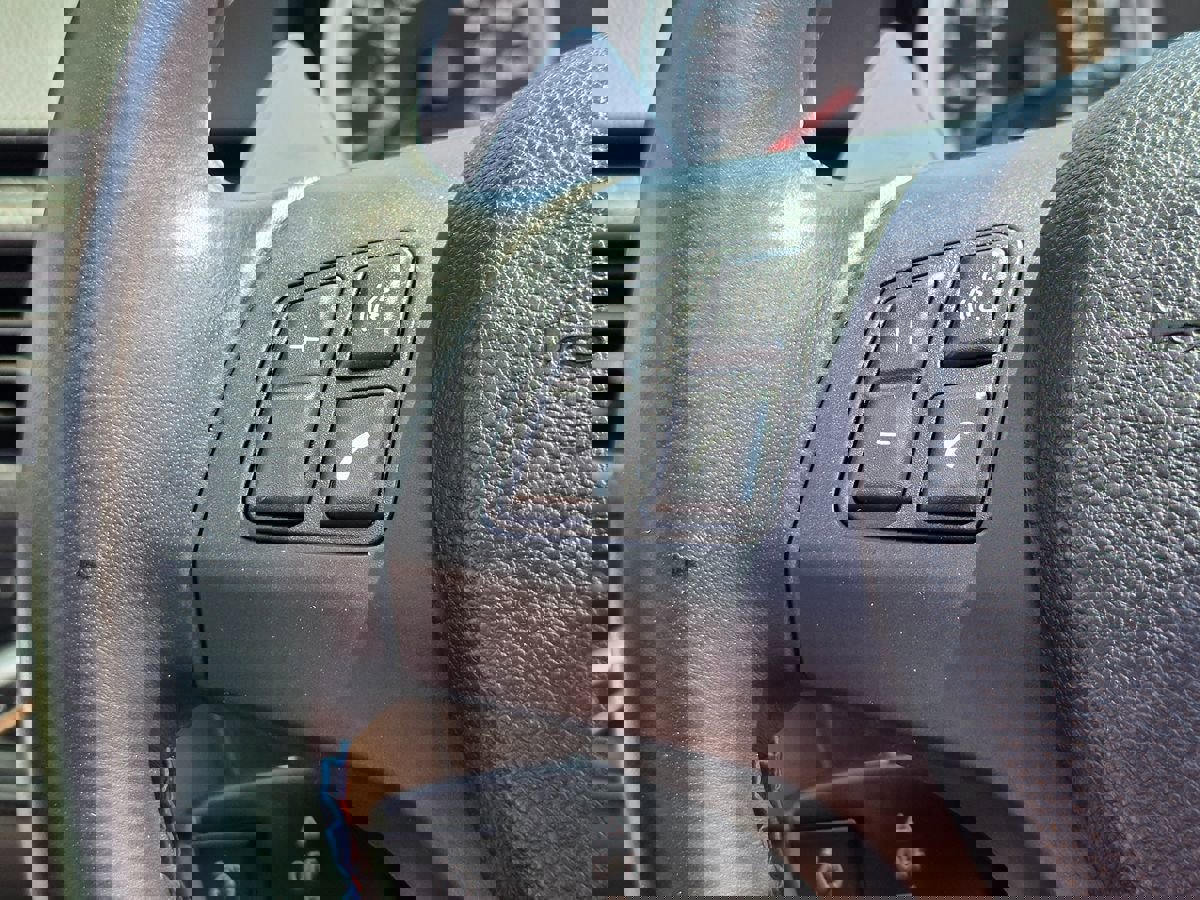 Used 2012 BMW M3 image 26