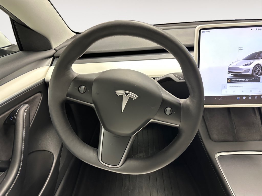 Used 2023 Tesla Model 3 Standard Range RWD image 12