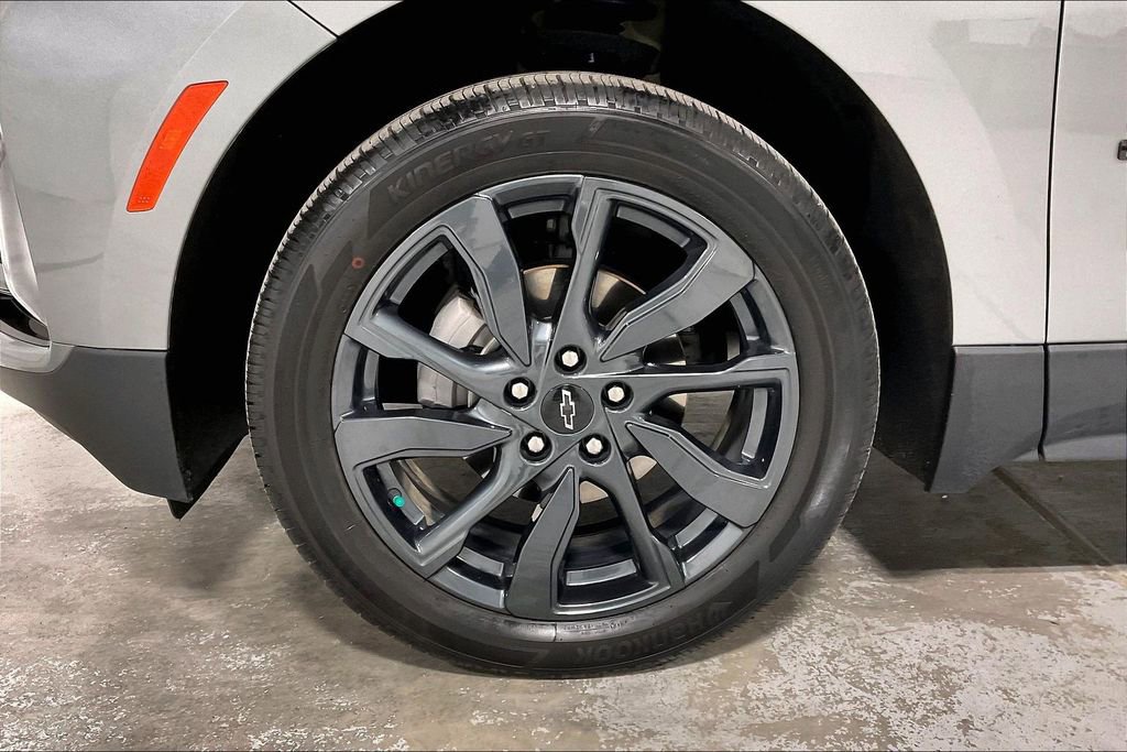 Used 2023 Chevrolet Equinox RS image 11