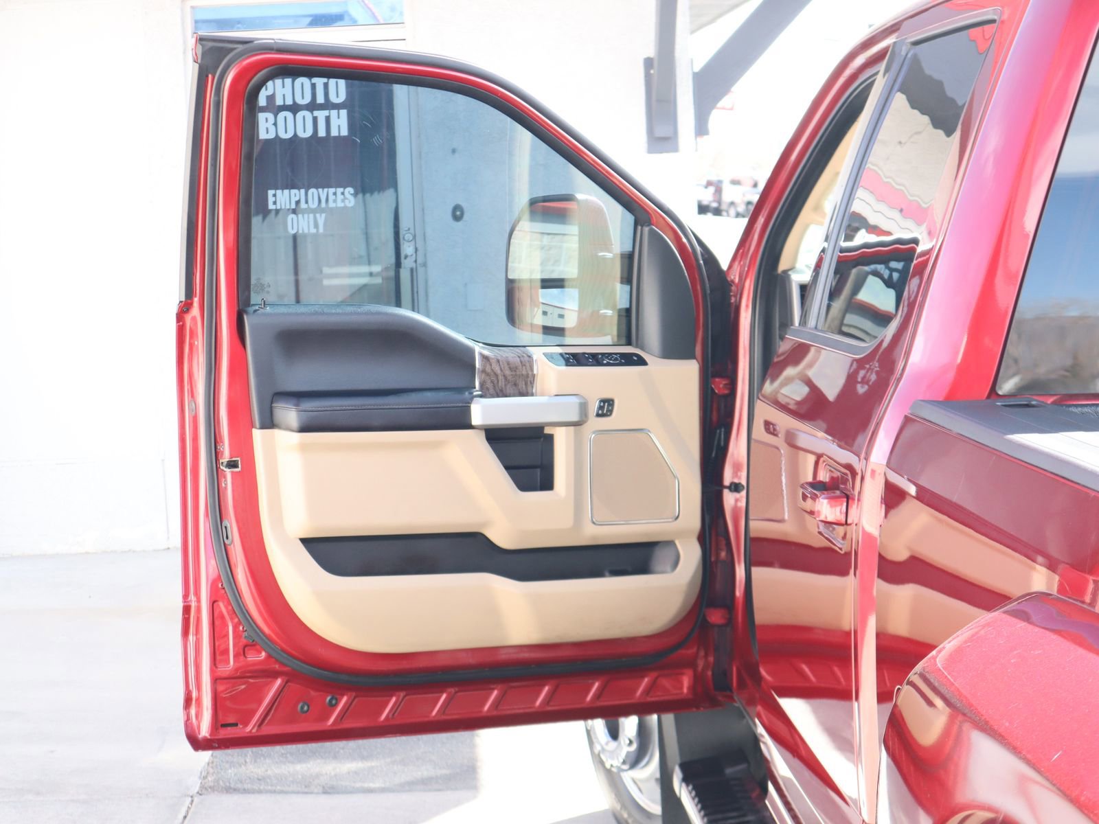 Used 2019 Ford F450 Lariat w/ Lariat Ultimate Package image 27