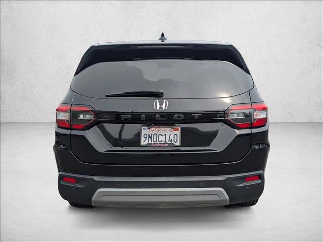 Used 2025 Honda Pilot EX-L image 7