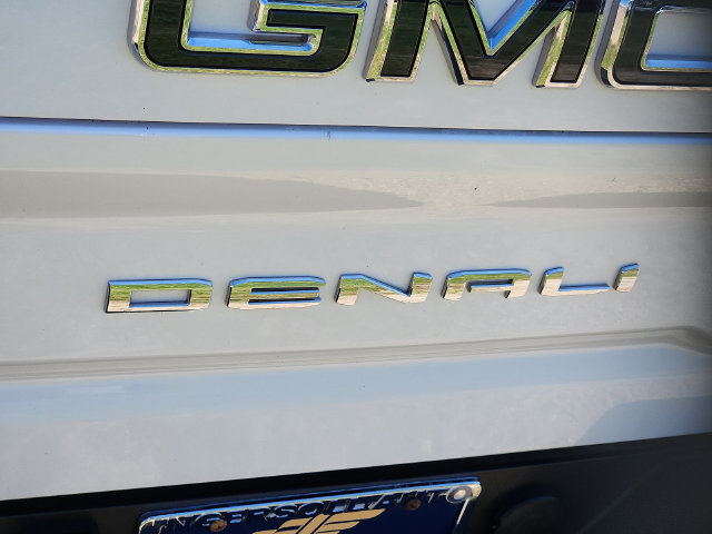 Used 2024 GMC Sierra 2500 Denali Ultimate AWD/4WD image 31
