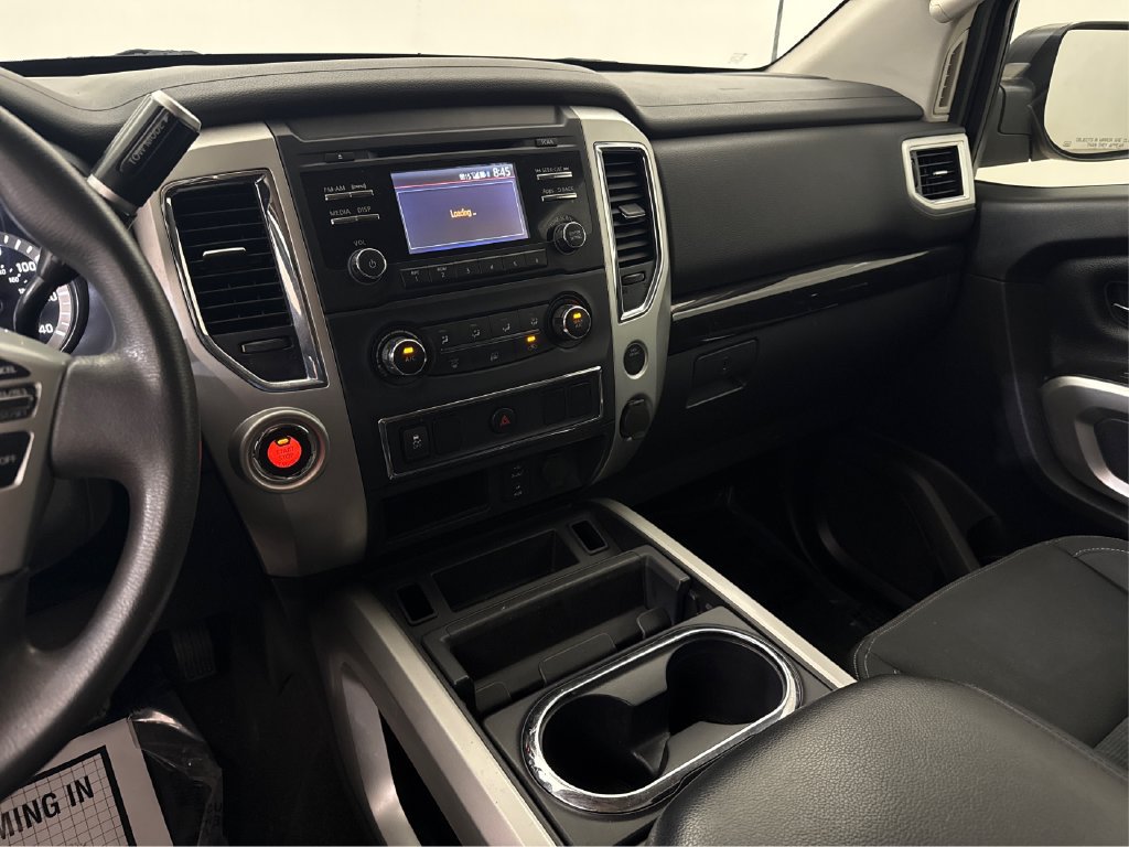 Used 2017 Nissan Titan SV RWD image 39