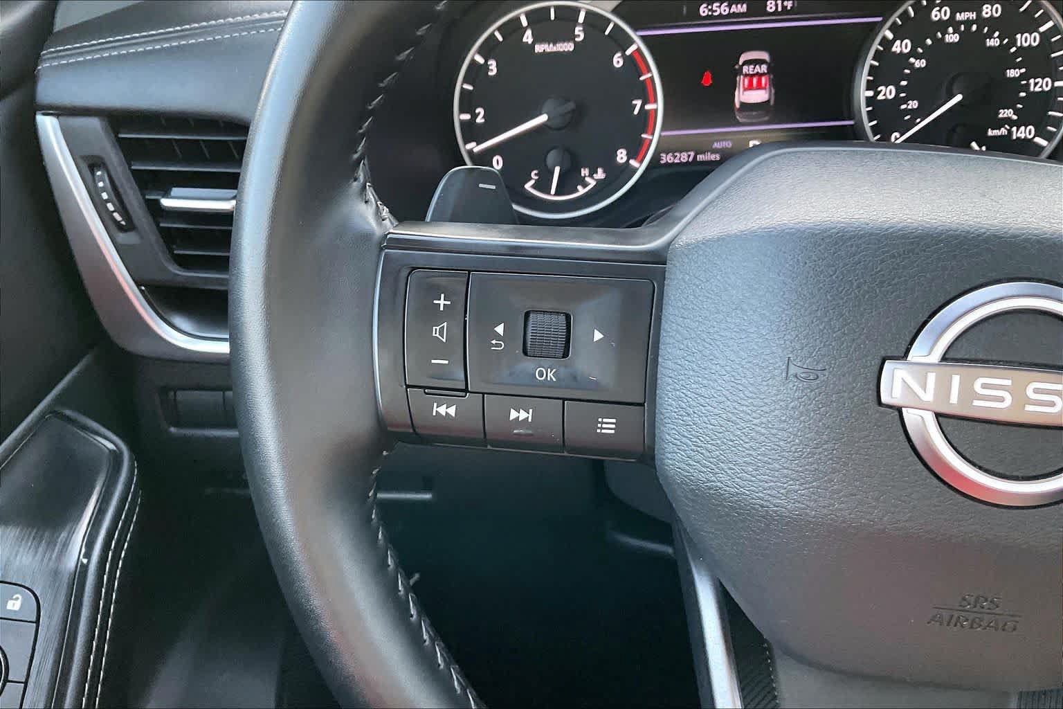 Used 2025 Nissan Rogue SV AWD/4WD image 23