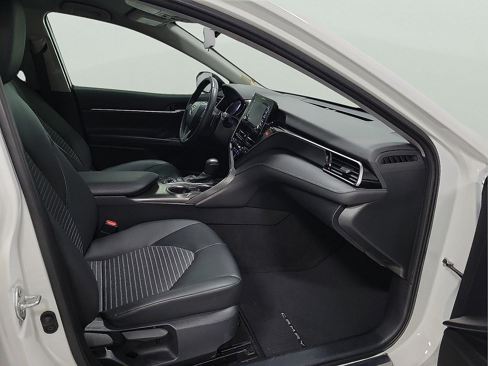 Certified 2024 Toyota Camry SE FWD image 14