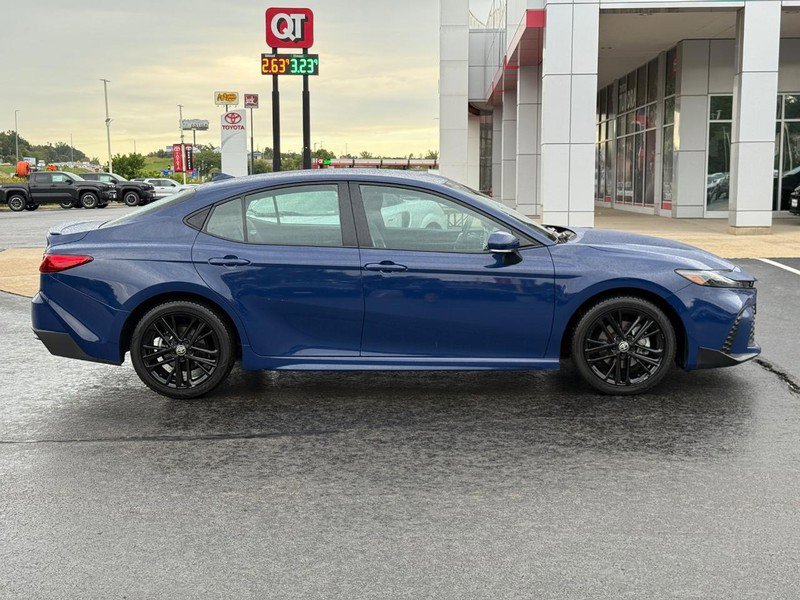 Certified 2025 Toyota Camry SE image 2