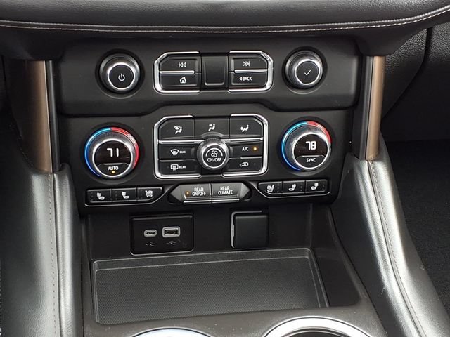 Used 2024 Chevrolet Tahoe High Country AWD/4WD image 15